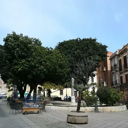 公寓 Residenze San Domenico 卡利亚里